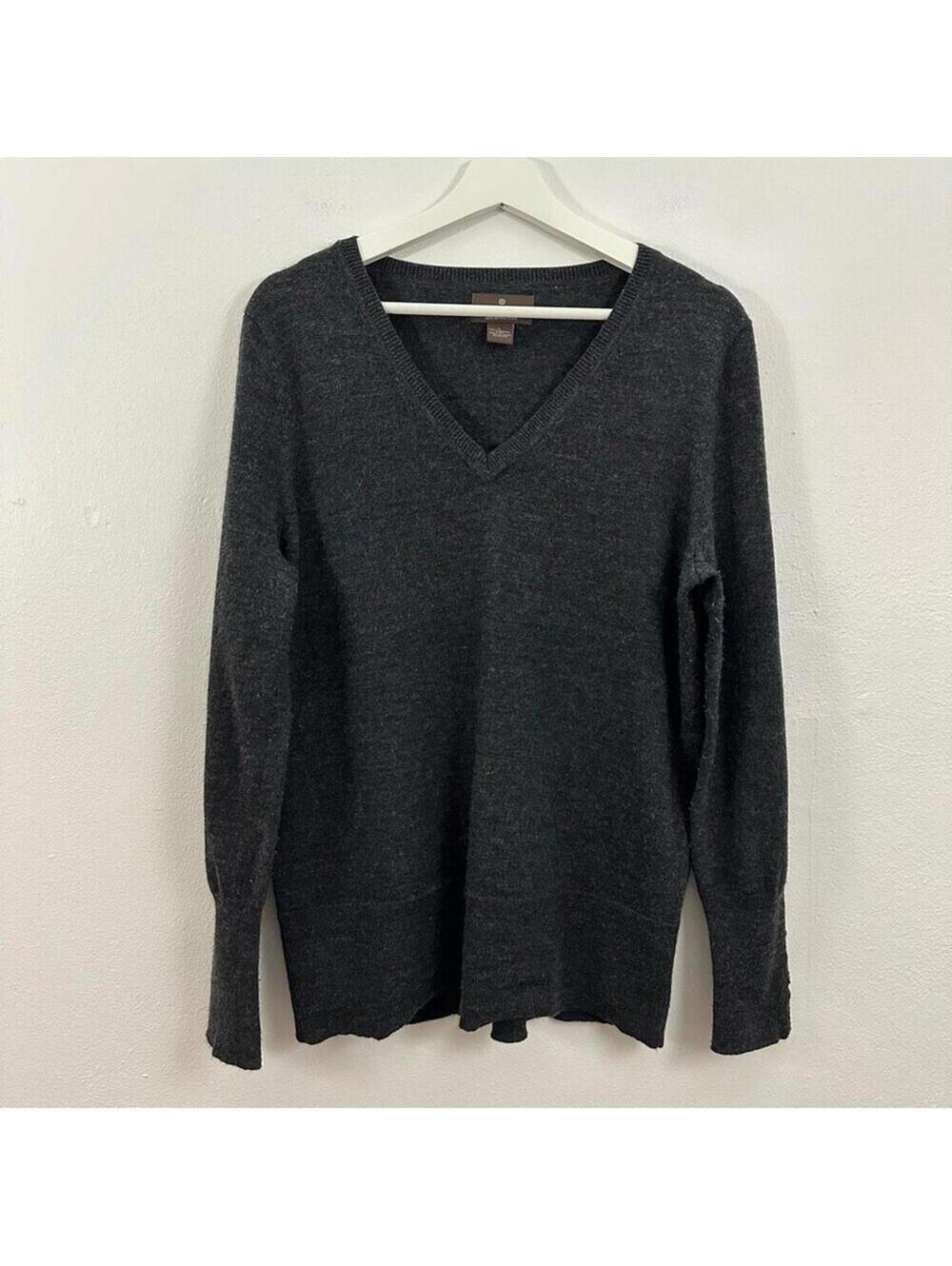 Fenn Wright Manson 100% Merino Wool Grey V-Neck Sweater Size L
